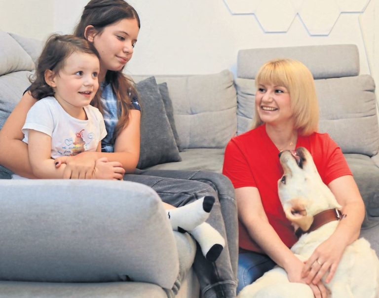 Carla und Assistenzhund